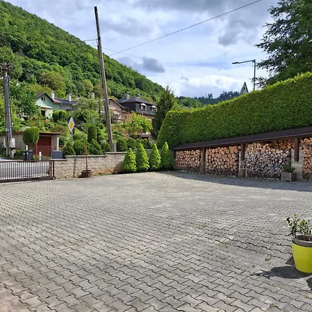 U Marty Trencsénteplic